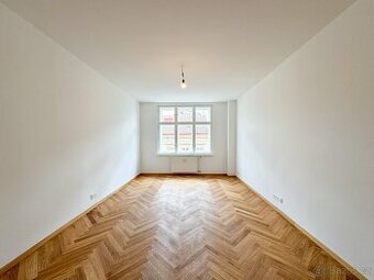 Pronájem nezařízeného bytu 2+1 cca 49 m2, 3. patro,, Záhřeb