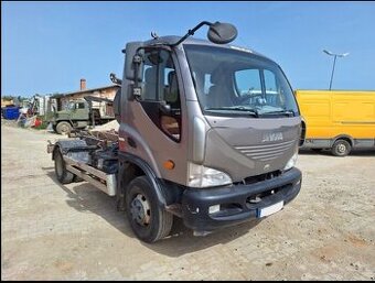 Avia D100