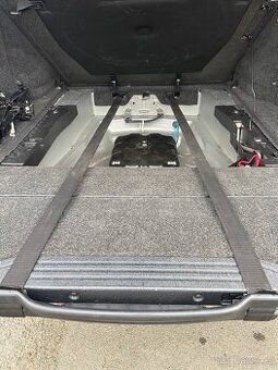 Range Rover L322 popruhy pro rezervu