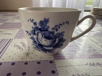 Porcelánové hrnky a talíře - 1