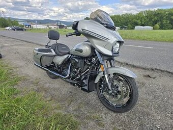 Harley-Davidson Street Glide CVO FLHXSE
