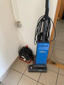 Vysavač Nilco - 1
