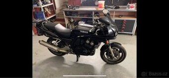 Yamaha FZS 600
