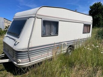 Karavan WILK 446 T0
