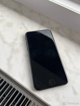 iPhone SE 2020