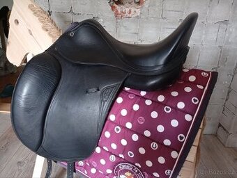 Drezurní sedlo equiline