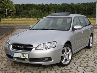 LEGACY 3.0R,H6,180kw,5st.Aut,Navi,TAŽNÉ,ServisSUBARU,Bez rzi