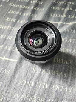 Sony 28-70mm f3.5-5.6 OSS E-mount