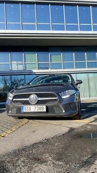 Mercedes Benz A180 sedan 2020