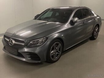 MB C 220d 4Matic 4x4 AMG PAKET Rok 2018 Kamera-Navi - - 1