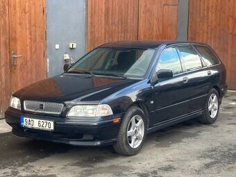 VOLVO V40 1,8i tažné, alu kola