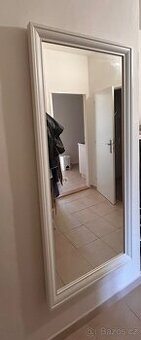 Prodám zrcadlo ve velmi dobrém stavu