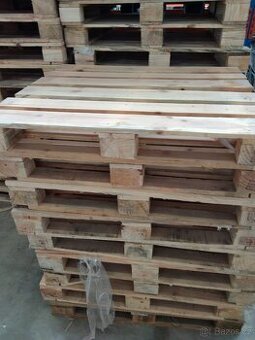 Prodám dřevěné palety, rozměr 90x104cm