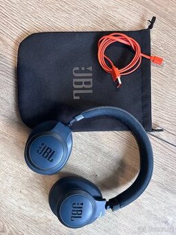 Sluchátka JBL LIVE650BTNC