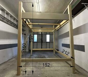 Patrová postel z masivu