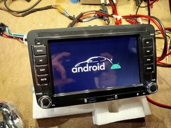 Autorádio pro VW, Škoda, Seat jako Columbus android carplay