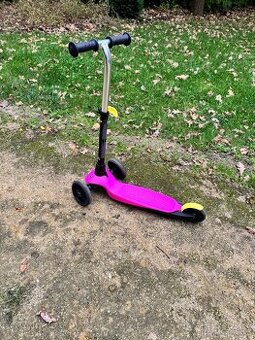 Dětská koloběžka tříkolka