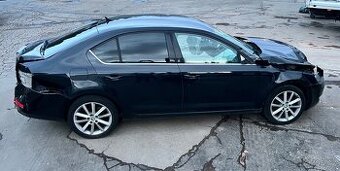 Dveře Octavia 3 černá liftback