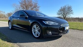 TESLA model S, 90D, free SC, NBAÍJENÍ ZDARMA, VZDUCH, 2x ALU