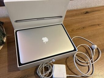 Apple MacBook Pro 13” Retina (Early 2015)