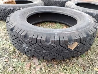 Nové nepoužité dobové pneu 6,15/155-14 na Škoda 1000MB, Š100
