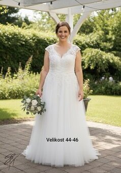 Svatební šaty