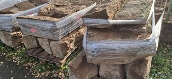 Soklový kámen 30 cm