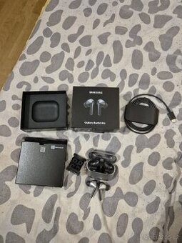 Samsung Galaxy buds 3 pro stříbrné