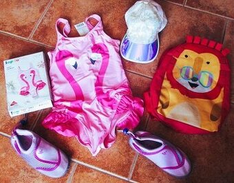 NOVÉ DÍVČÍ PLAVKY /122/128/ + boty do vody, kšiltovka, batoh