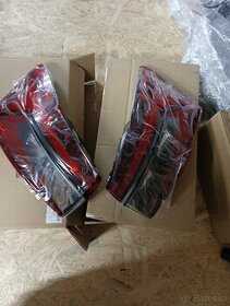 Škoda Superb III, 3 lift  - zadní světlo kombi sport line