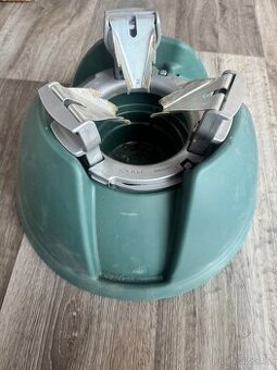 Stojan na vánoční stromek