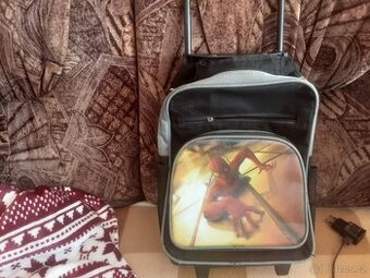 Dětský batoh na kolečkach