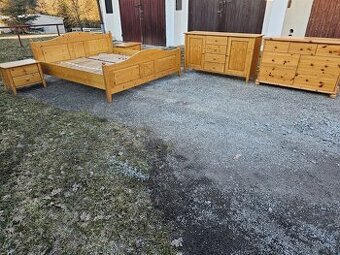 Kompletní masivní ložnice - borovice