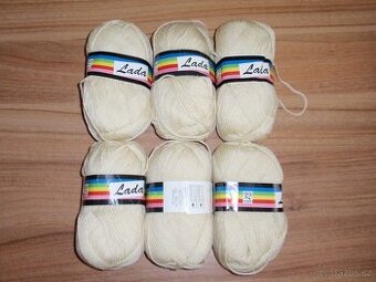 Vlna na pletení nebo háčkování "Lada"- 600 gramů