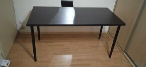 Černohnědý stůl IKEA Linnmon 150x75cm