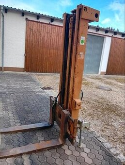 Robustní vysokozdvih za traktor