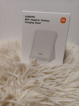 Bezdrátová nabíječka Xiaomi 80W