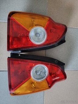 Hyundai terracan zadní světla