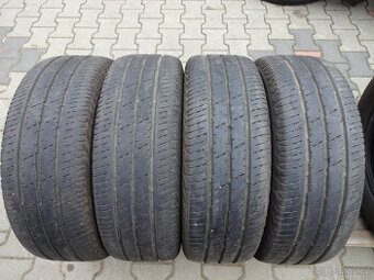 Ford Transit - letní pneu 215/65R15C - možnost přezutí