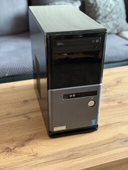 Intel Core i3, 8 GB ram, SSD 480 GB, Windows 11