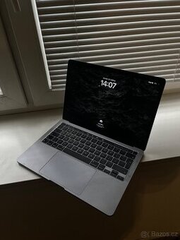 MacBook Pro 13,3 m1
