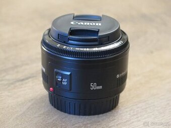 Canon EF 50 mm f/1,8 II