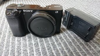 SONY A6000