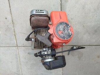 Benzínový motor