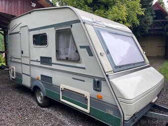 Karavan Delta 4 osoby