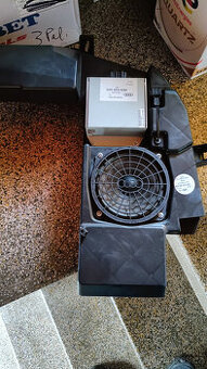 Subwoofer se zesilovacem Audi A4 B6 avant