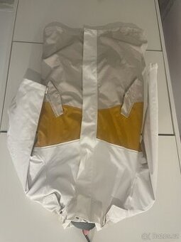 Bunda - kabát nejen do deště 146/152