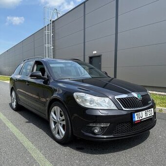ŠKODA OCTAVIA II RS 2.0 TSI KŮŽE, COLUMBUS, SOUND SYSTEM