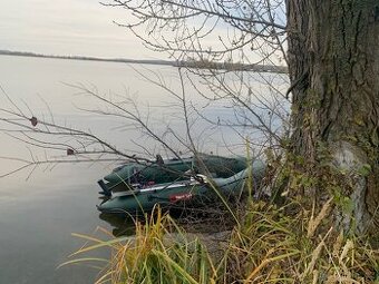 Prodam clun Boat 007 290