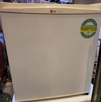 lednice LG 46 litrů